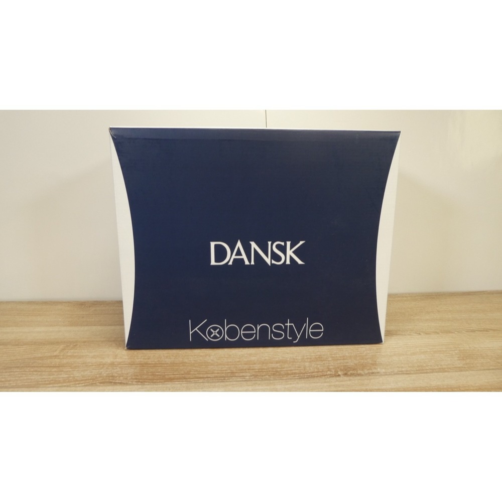 Dansk JHQ Kobenstyle White Casserole, 4.1 LB Casserole, 2-Quart - New - Picture 6 of 6